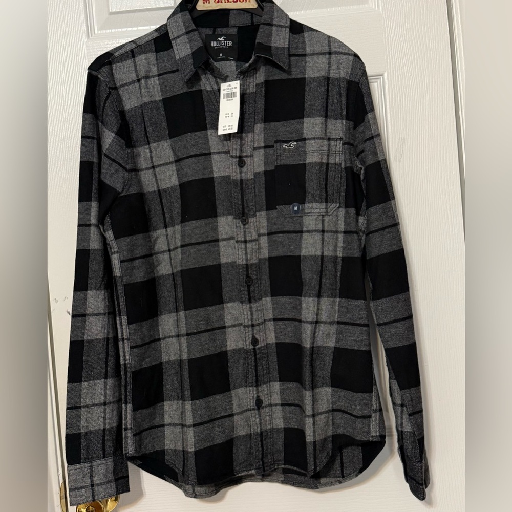 Hollister Men’s Medium Black Gray Plaid Flannel Shirt NWT 100% Cotton